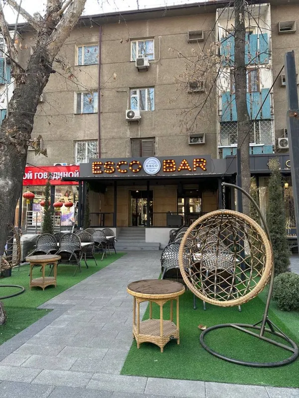 Ц-1 Кафе Bon | 250кв - нежилое помещение вдоль дороги Аренда