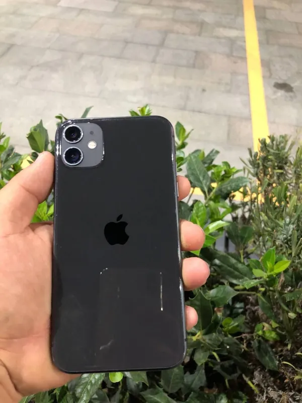 iPhone 11