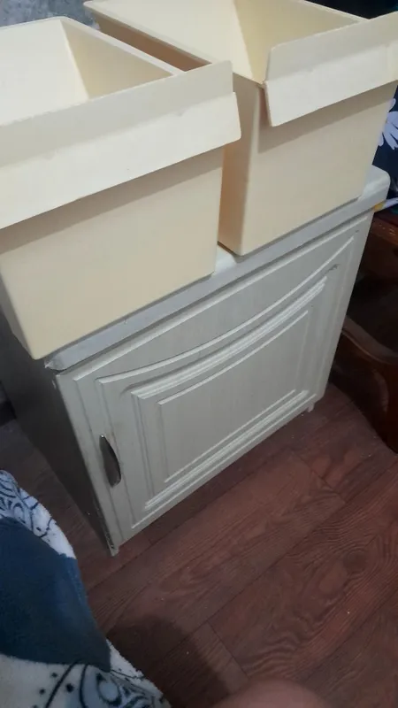 Продаются ящики для холодильника 2 Продаются ящики для холодильника 2