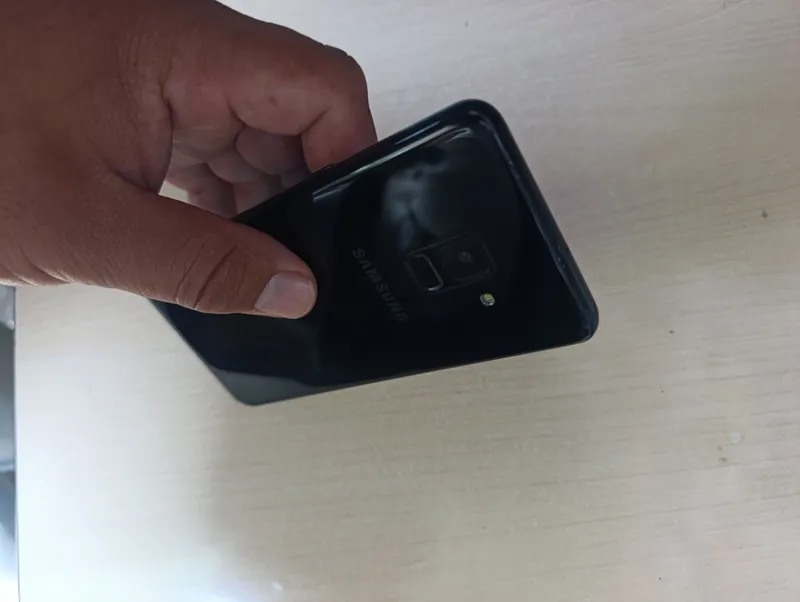 Samsung a8 32g ochilmagan bir qul — фото 4