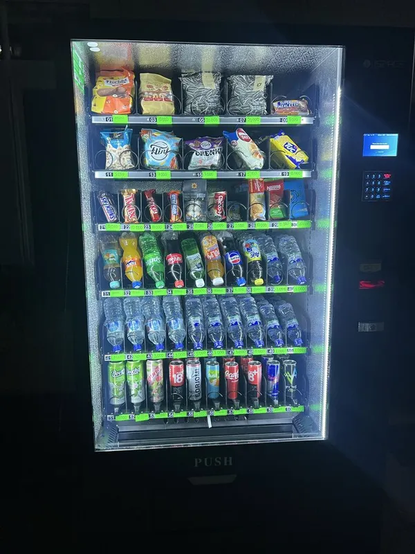 Vending apparat ISPACE sotiladi | Tayyor biznes uchun 1 Vending apparat ISPACE sotiladi | Tayyor biznes uchun 1