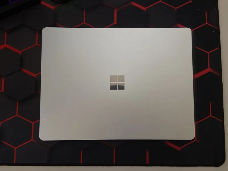 Surface Laptop Go — фото 1