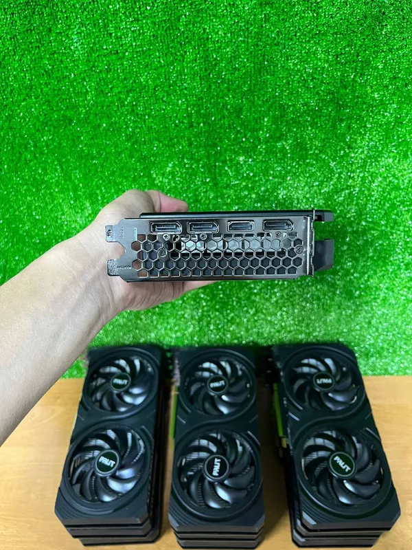 Palit Dual RTX 4060 8GB 4