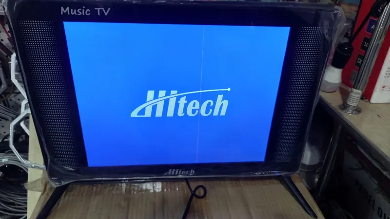 Телевизор Hitech — фото 1