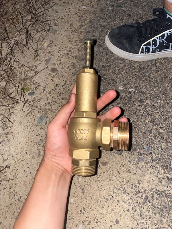 Safety valve — фото 1