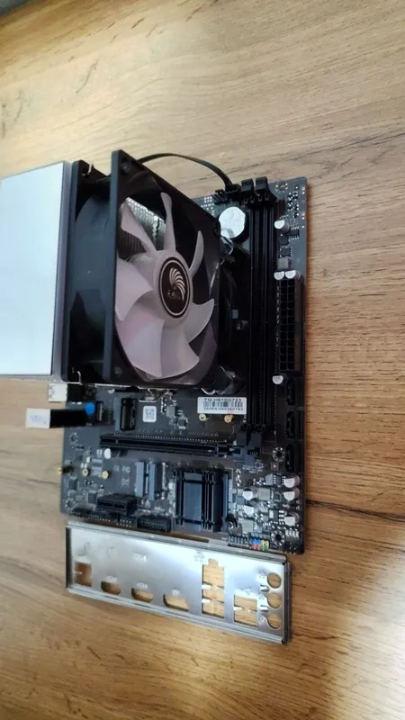 R5 3500x A320M gigabayt 2