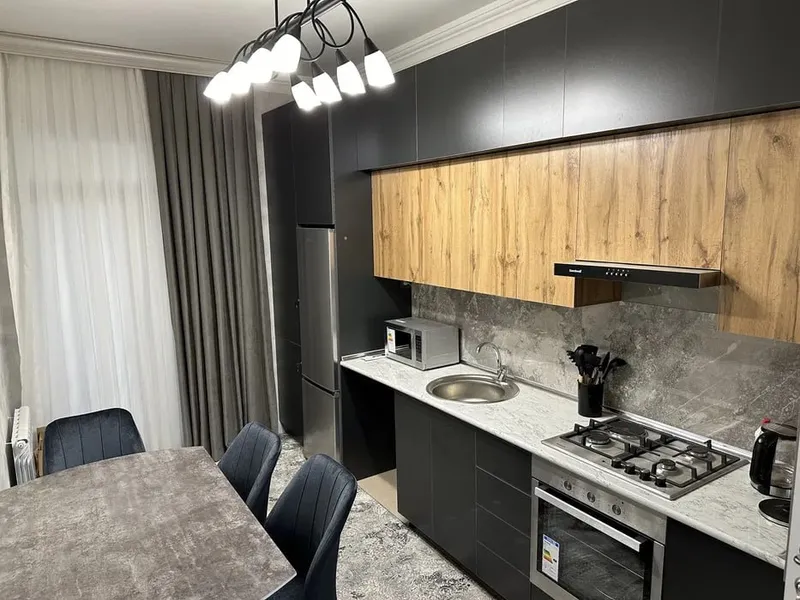 3 xonali kvartira, 85 m², Olmazor tumani (Olmazor City) 3