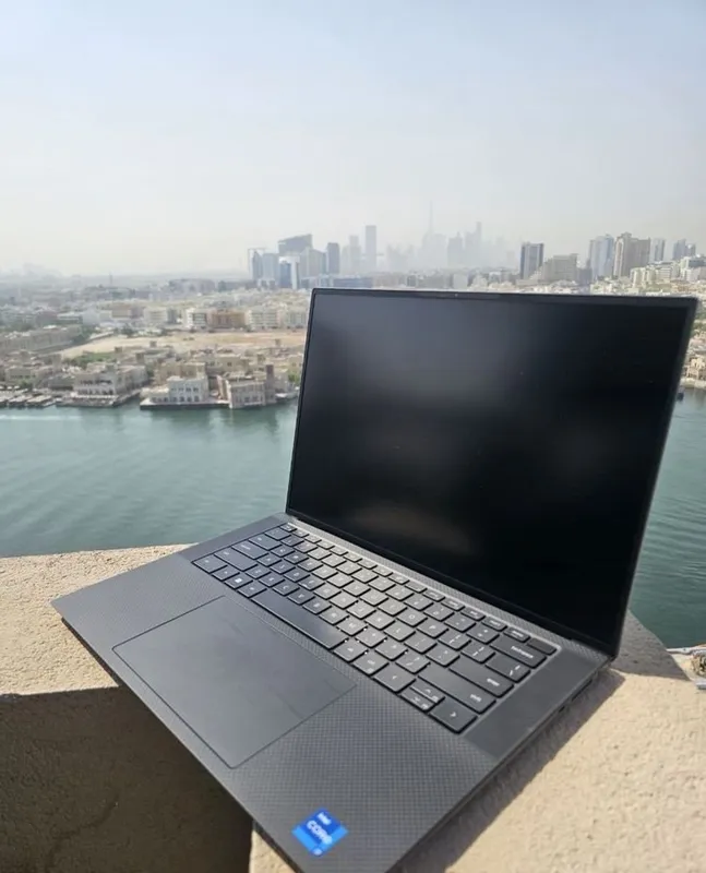 Ноутбук Dell Precision 5570 i7/16/RTX A1000/512 1 Ноутбук Dell Precision 5570 i7/16/RTX A1000/512 1