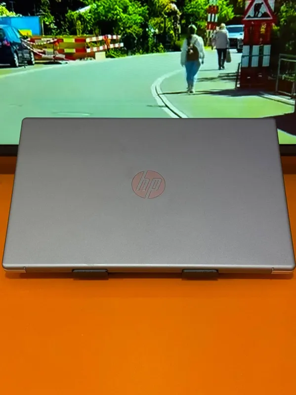Ноутбук HP Laptop — фото 2