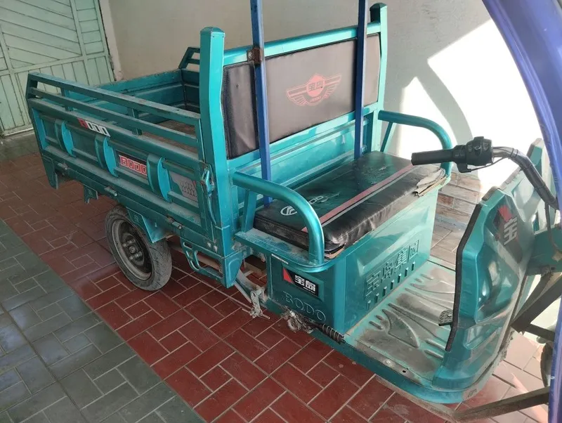 Elektor skuter kabinasi bilan 3 Elektor skuter kabinasi bilan 3