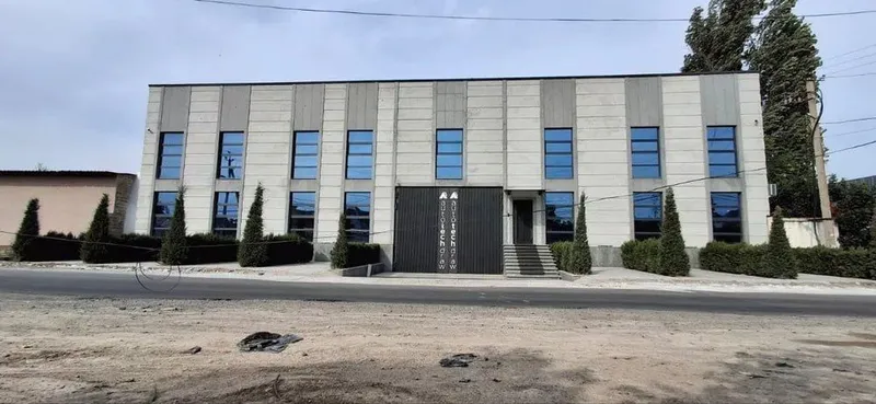 Аренда здания под офис и склад 5500 м2 в Мирзо-Улугбекском р-не 3 Аренда здания под офис и склад 5500 м2 в Мирзо-Улугбекском р-не 3