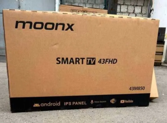 Телевизор moonx 43 4K Smart TV двойное пульт голосовое управления есть