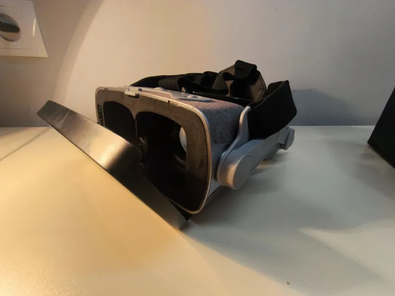 VR SHINECON 3D — очки виртуальной реальности с встроенными наушниками 3 VR SHINECON 3D — очки виртуальной реальности с встроенными наушниками 3