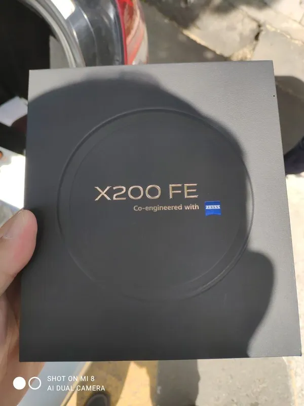 Продаётся Vivo X 200 Fe 12/512gb Black Full комплект