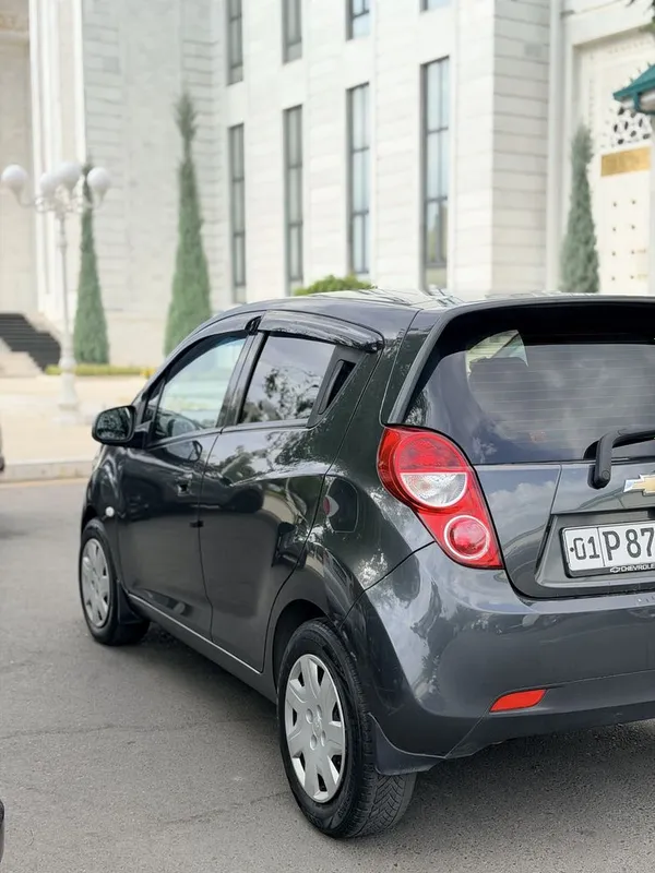 spark sotiladi 2019 yil tozza kiraska 96000 km 1 qol — фото 4