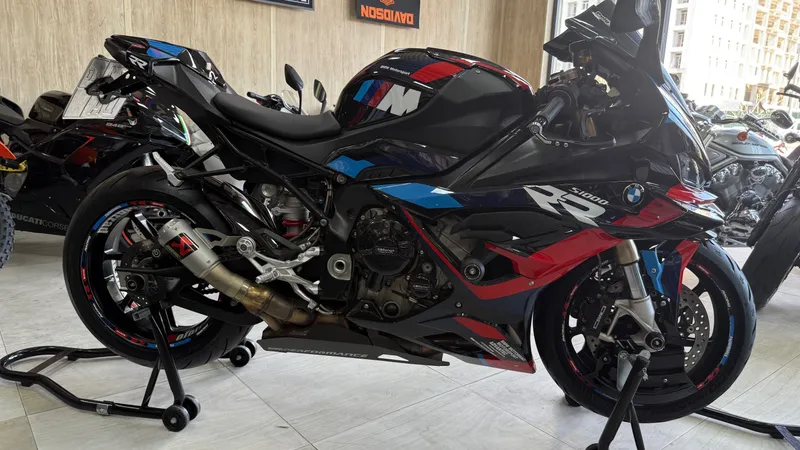 BMW S1000RR SuperSport — фото 1