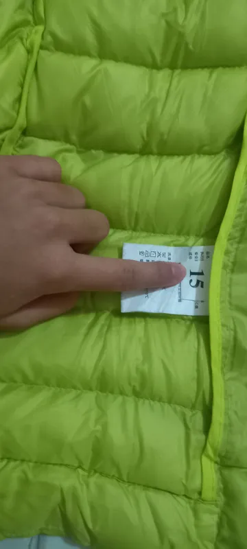 kurtka sotiladi qizlar va ayollar uchun 3 kurtka sotiladi qizlar va ayollar uchun 3