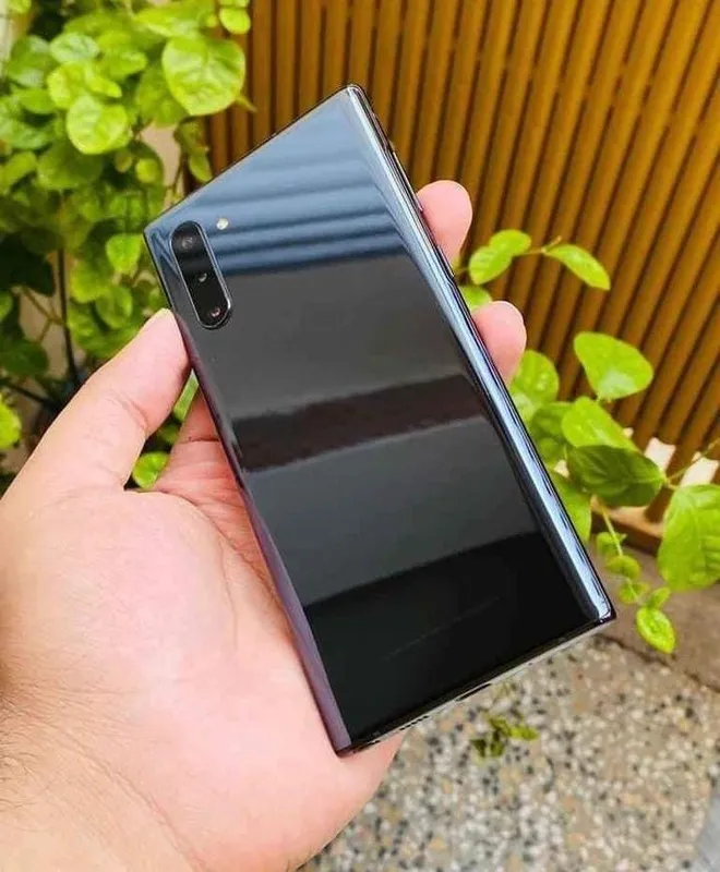 Samsung Note 10 Plus 256 ГБ Samsung Note 10 Plus 256 ГБ