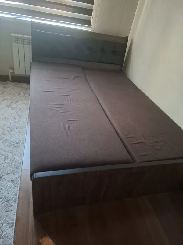 Кровать сотилади 3