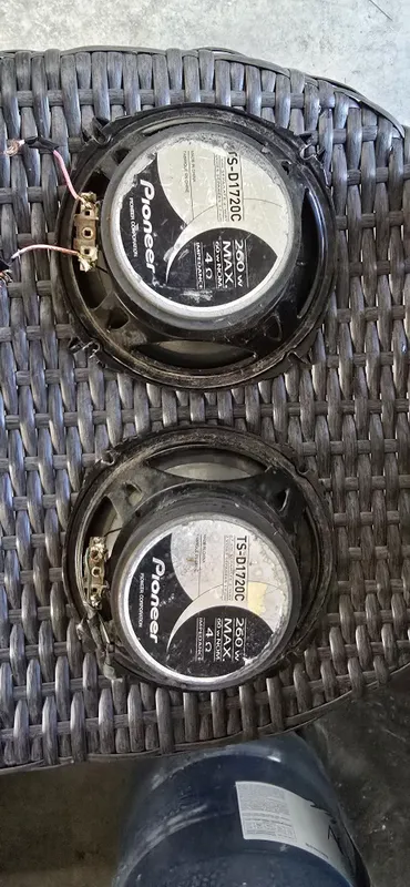 Продаю 2 пары колонок infinity и pioneer 16 см 3 Продаю 2 пары колонок infinity и pioneer 16 см 3