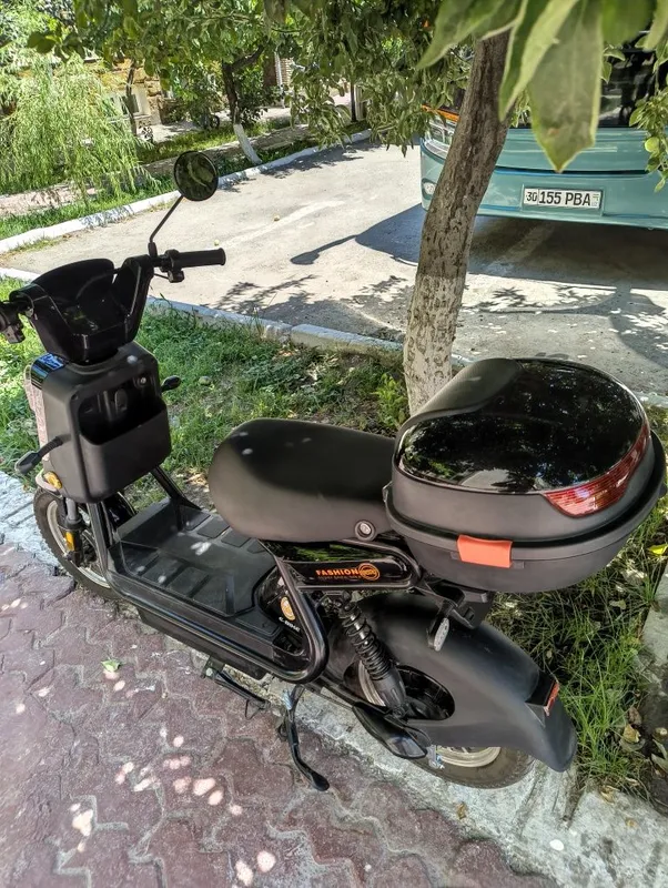 Электроскутер E-Bike — фото 1