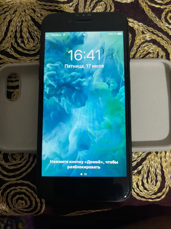iPhone 7 black 3