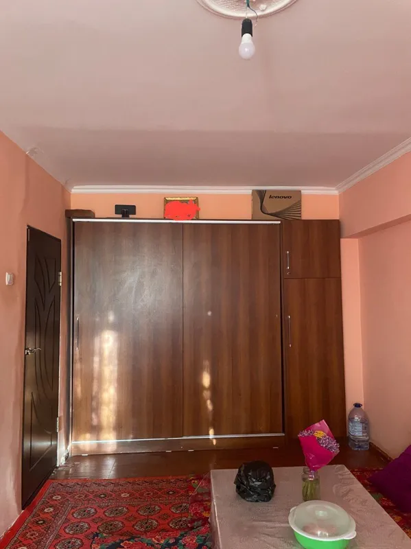 продаётся 1в2 комнатная квартира. — фото 1