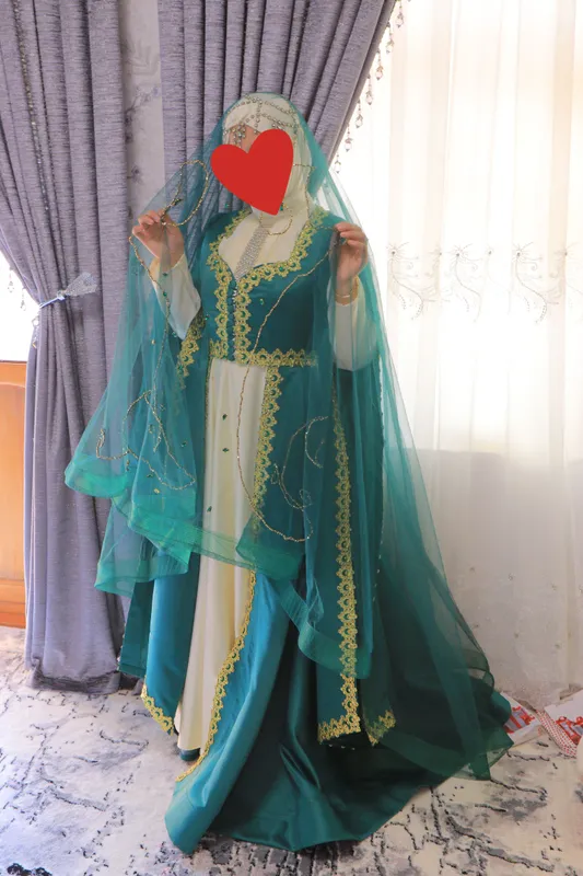 adras naket bazasi roʻmol.yashil koʻylak roʻmol