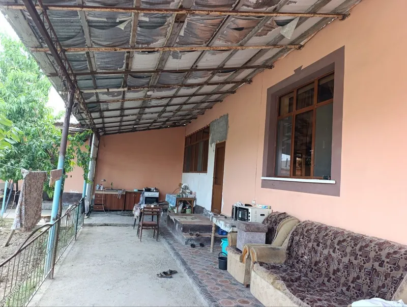Guliston shahar yangi bozor yaqinida xovli sotiladi — фото 4