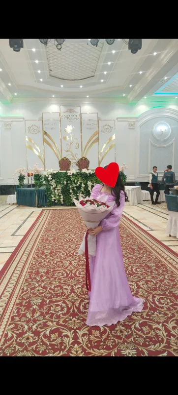 vecherni koʻylak sotiladi,material Organza