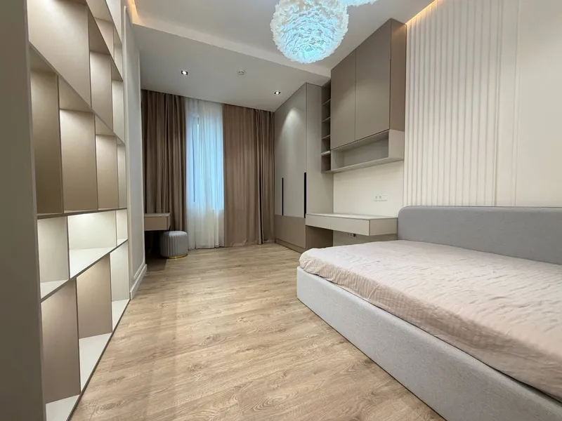 4 xonali kvartira, 131 m2, Yashnobod 4 4 xonali kvartira, 131 m2, Yashnobod 4