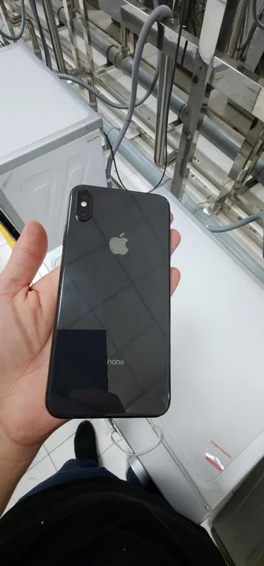 iphone Xs Max LL/A 256GB Bat 77% Face yoq aybi shu 1