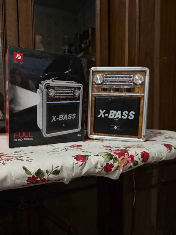 Радиоприемник X-BASS FM/AM/SW USB TF карта аккумуляторный 3 Радиоприемник X-BASS FM/AM/SW USB TF карта аккумуляторный 3