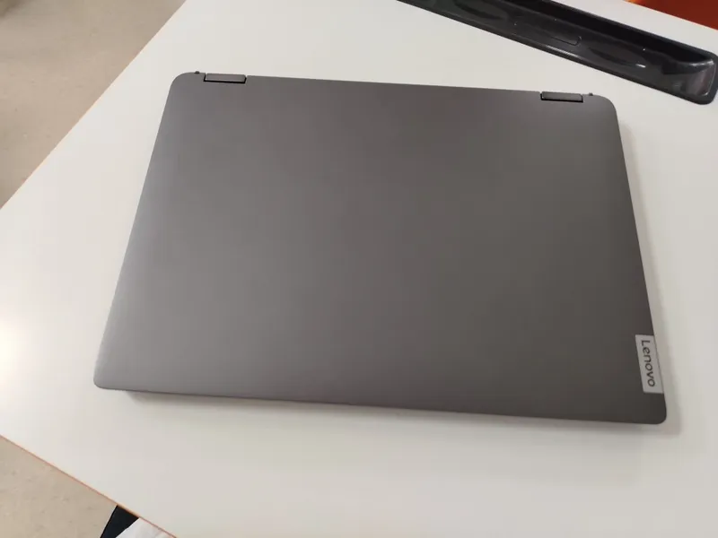 Lenovo sensorlik noutbuk 4 Lenovo sensorlik noutbuk 4