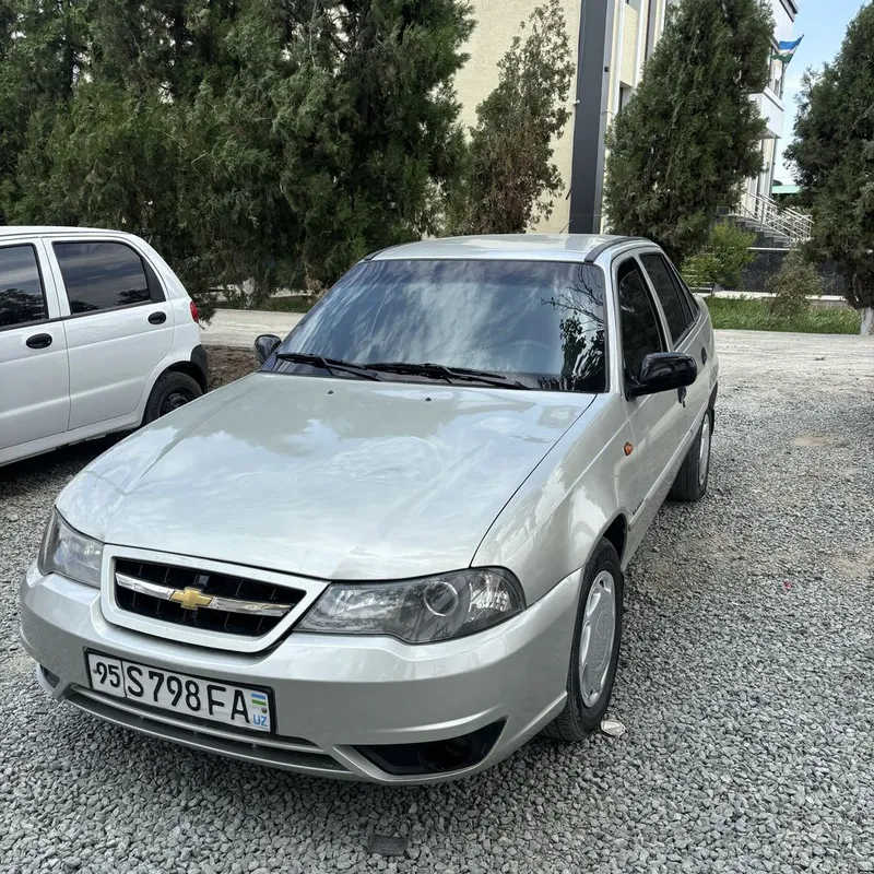 Neksiya 2 1,6 luks