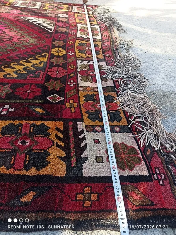 Qadimgi gilam naqshinkor ogʻir gilam 60-70 kg 6 Qadimgi gilam naqshinkor ogʻir gilam 60-70 kg 6
