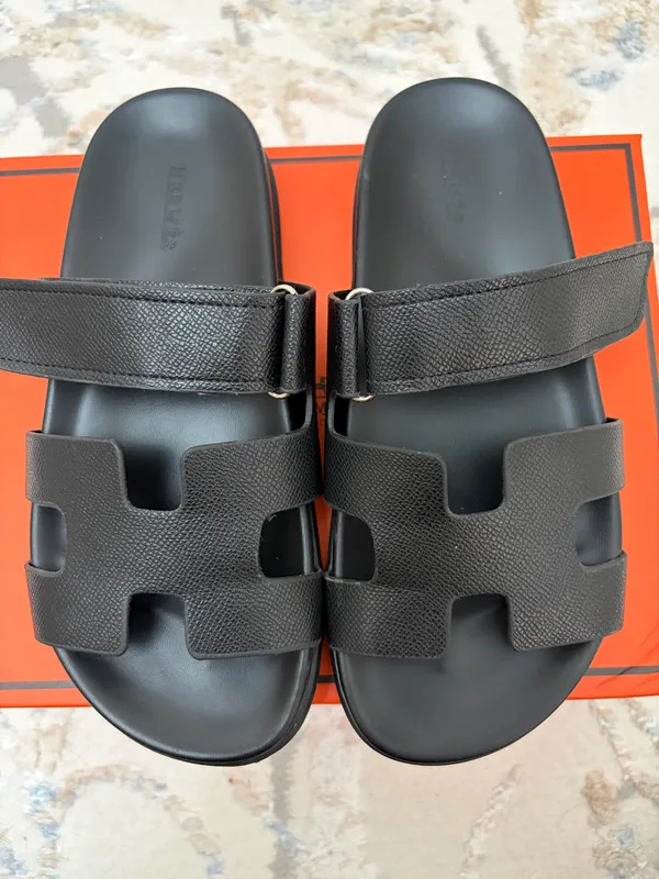 Женские тапочки Hermes