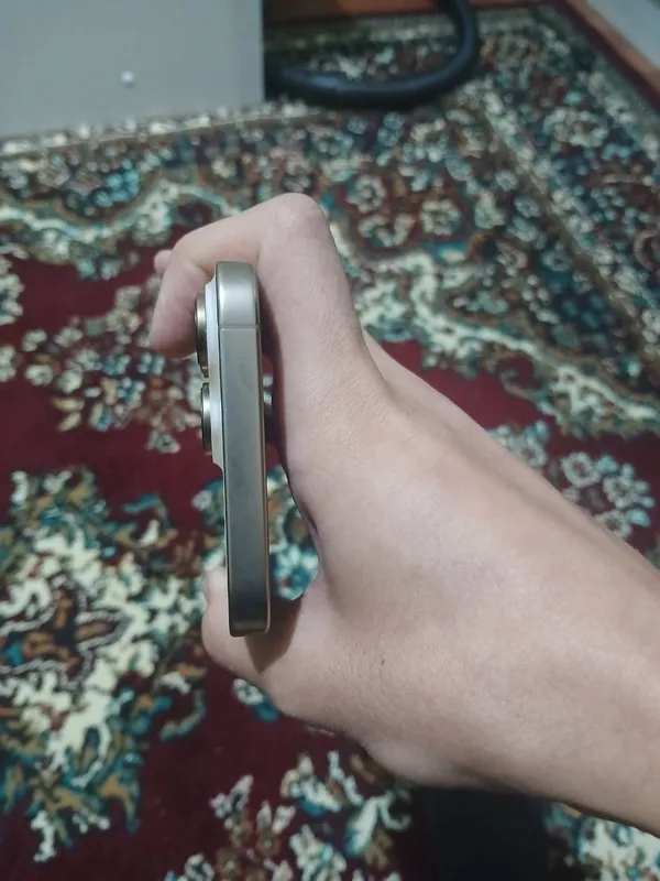 iPhone 16 Pro Max, 96% ёмкость аккумулятора 5 iPhone 16 Pro Max, 96% ёмкость аккумулятора 5