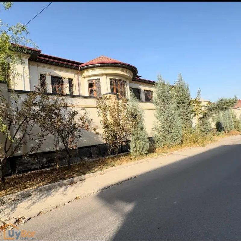 Турар жой биноси ховли — фото 4