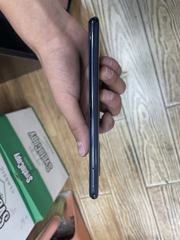 redmi not 10 8,128 holat ortacha bita aybi ekran quylgan — фото 2
