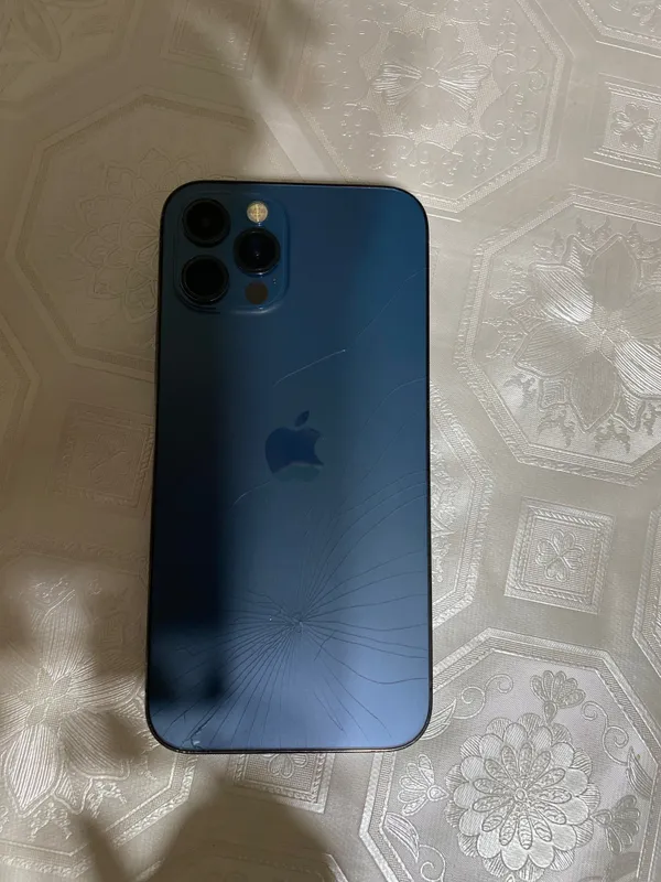 iPhone 12 pro telefoni 2 iPhone 12 pro telefoni 2