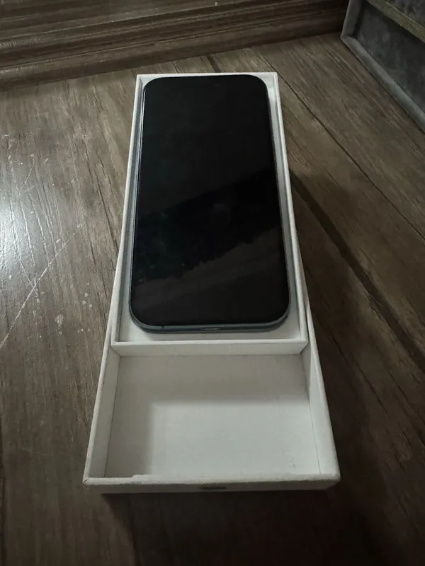 iphone 16 Teal 128 gb sim- esim 92% karobka dokument ideal 2 iphone 16 Teal 128 gb sim- esim 92% karobka dokument ideal 2
