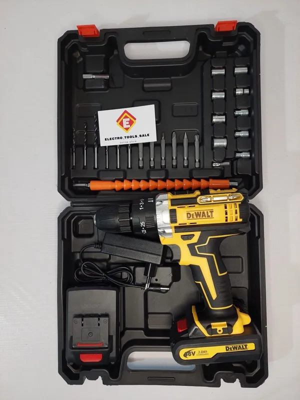 Aккумуляторный шуруповерт DEWALT 48 v с набором 3