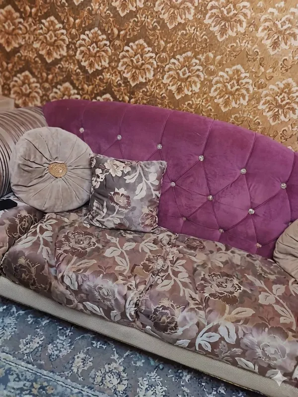 Диван продаётся