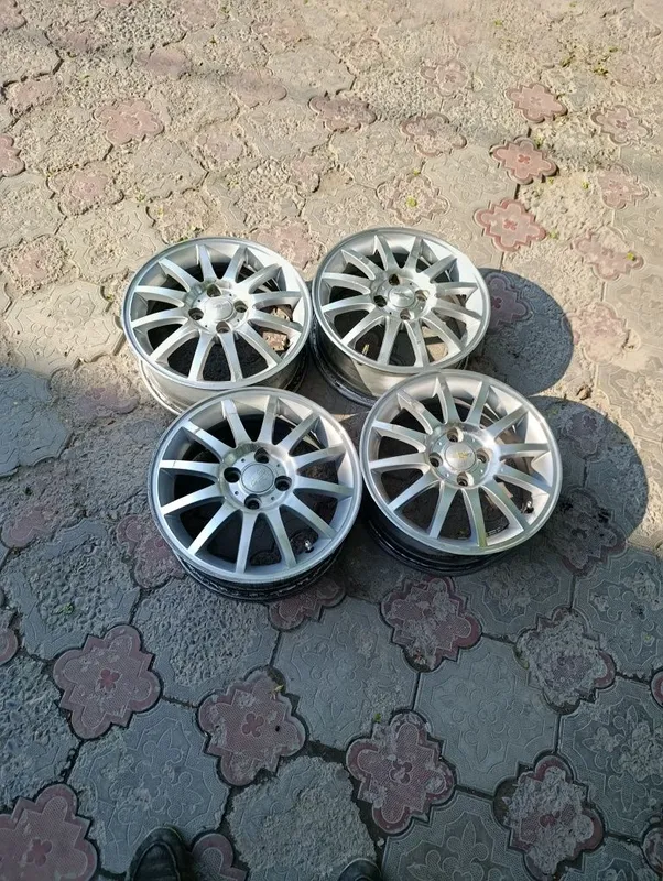 Optira deska sotiladi 4/100