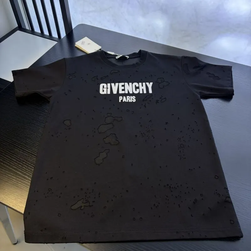 Футболки хорошего качества от бренда GIVENCHY 1 Футболки хорошего качества от бренда GIVENCHY 1