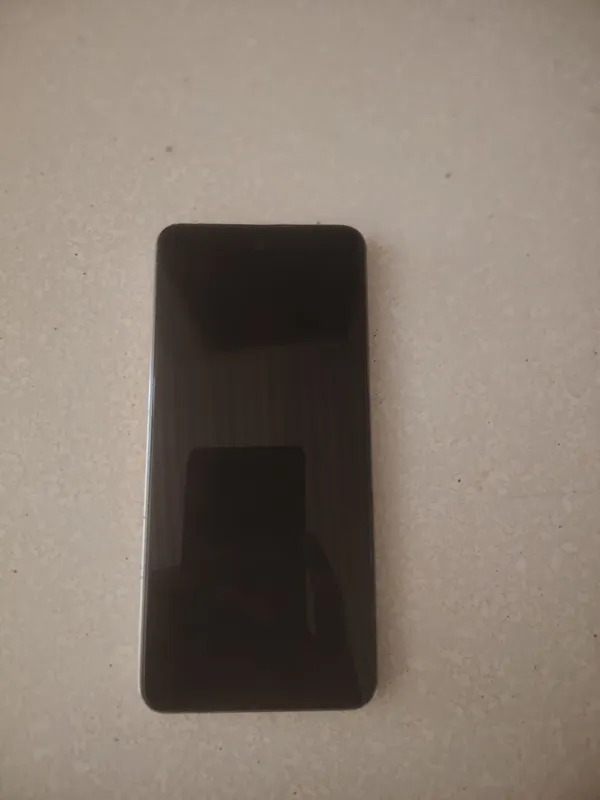 телефон infinix hot 40i — фото 1 телефон infinix hot 40i — фото 1