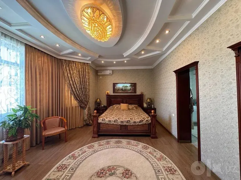 Mirabad Avenue hududida uy sotiladi 8 Mirabad Avenue hududida uy sotiladi 8