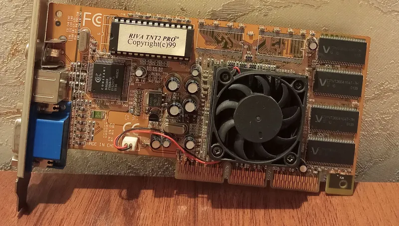 Ретро видеокарта NVIDIA TNT2 PRO 32MB 1