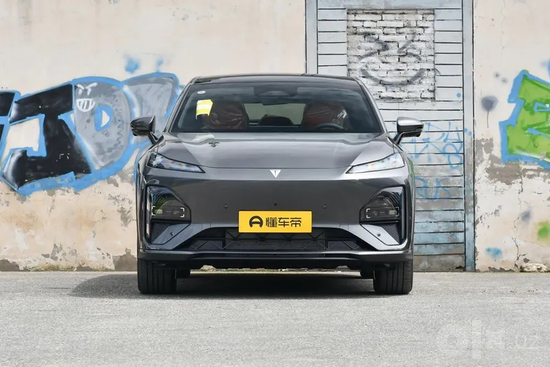 Deepal S07 550 Ultra, электро, Серый/ серый салон. Ташкенте в наличие. 2 Deepal S07 550 Ultra, электро, Серый/ серый салон. Ташкенте в наличие. 2